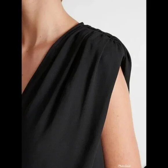 Express Wrap Front Strong Shoulder Top XL - Picture 2 of 4